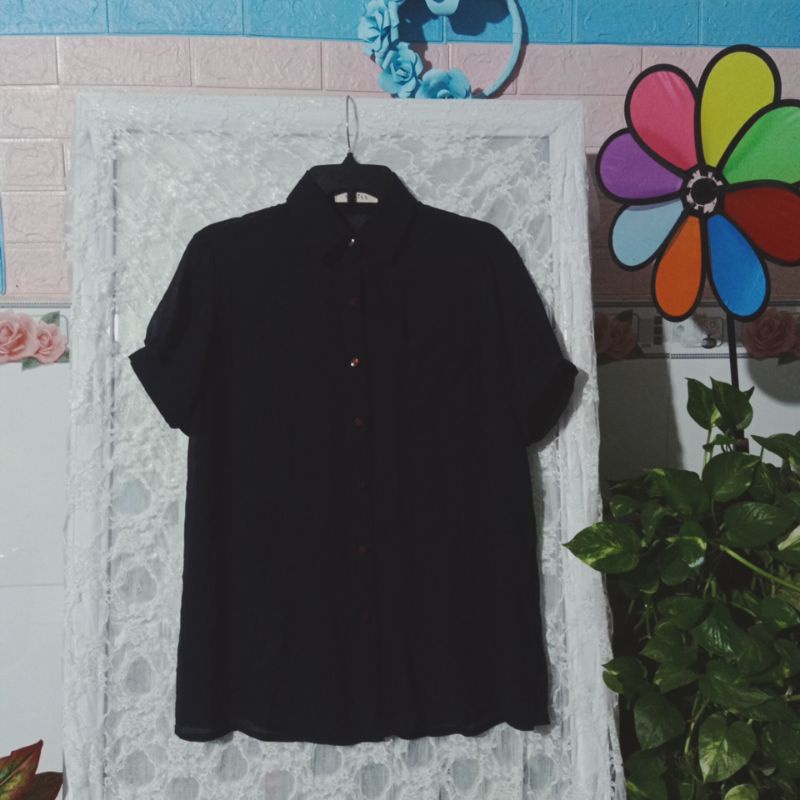 Áo sơ mi voan màu xanh đen rất xinh hàng 2hand size L XL