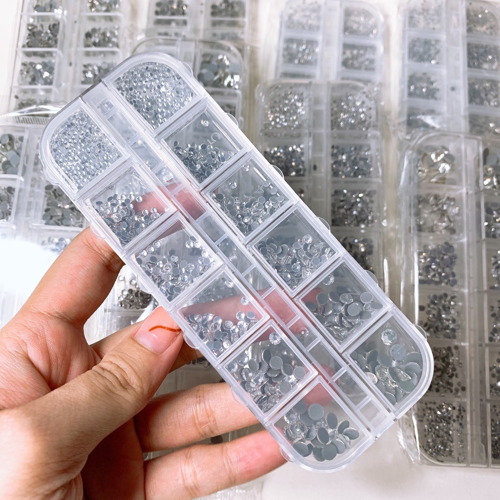 Hộp 12 ngăn đá mix nhiều size đá tròn nửa chân trang điểm dán mặt & tóc &nail