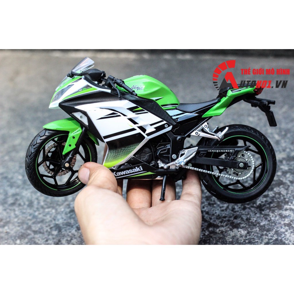 MÔ HÌNH KAWASAKI NINJA 300 WHITE GREEN 1:12 AUTOMAXX CÓ HỘP 5759