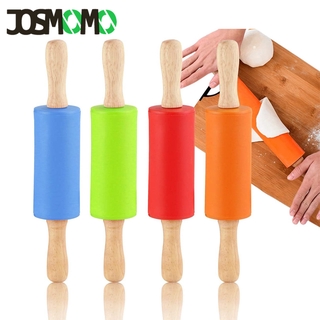 1 cây lăn bột làm bánh bằng Silicone tay cầm gỗ chống dính