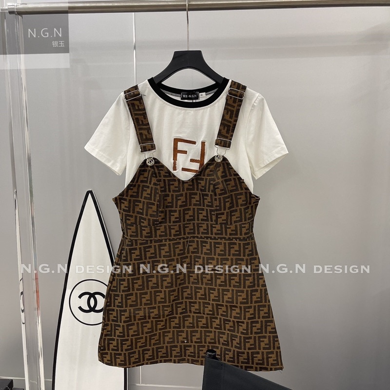 [SALE] Sét yếm FD kèm áo phông