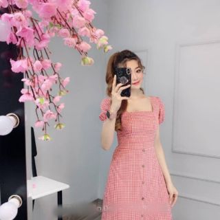 Đầm xòe sọc caro tay phồng