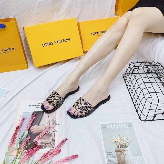 [Siêu Rẻ] Dép lê thời trang nữ quai trong vân đen đế bệt cực đẹp