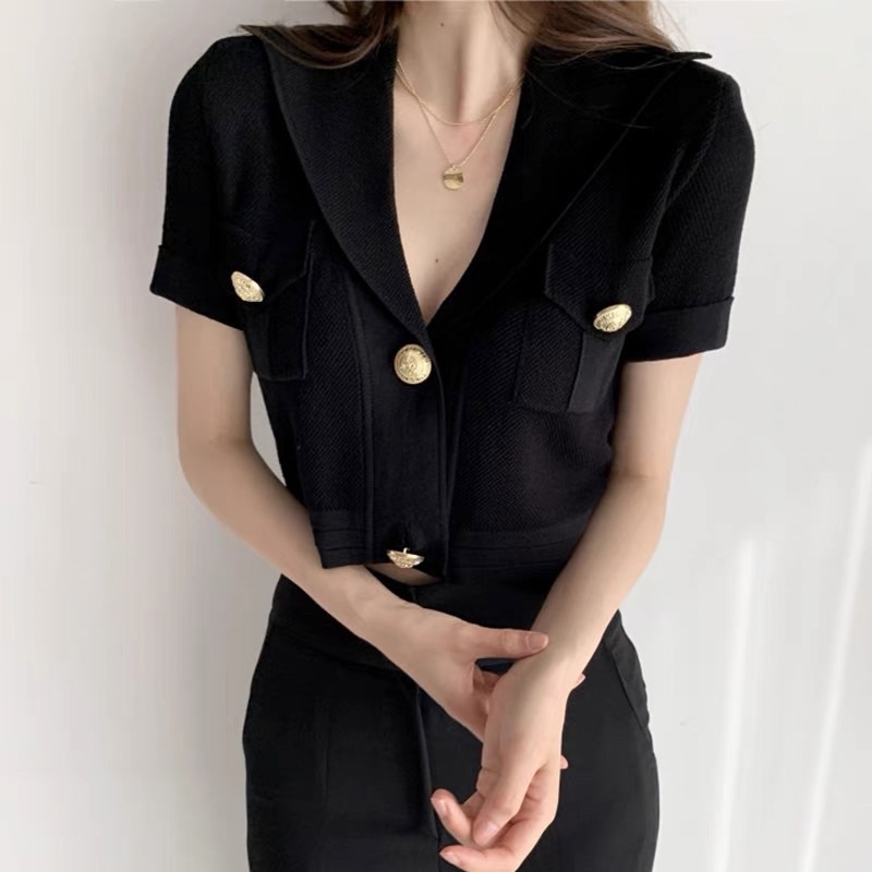 Áo len dệt kim kiểu cổ vest dáng croptop