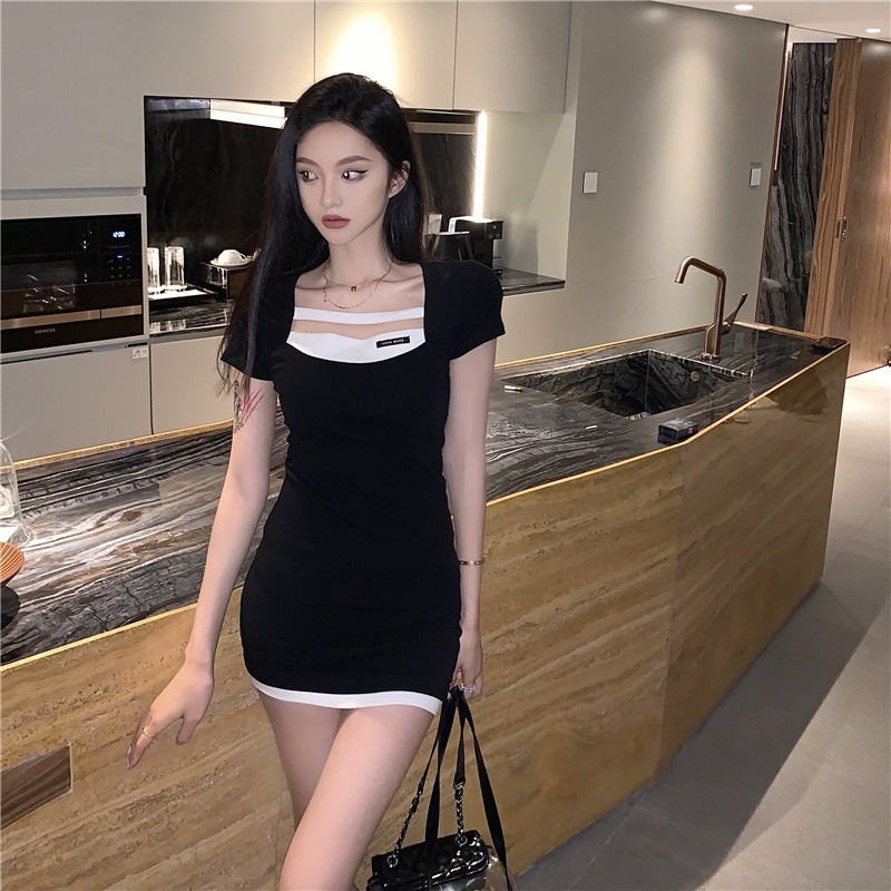 Đầm Đen Dáng Ôm Trẻ Trung Quyến Rũ Dành Cho Nữ