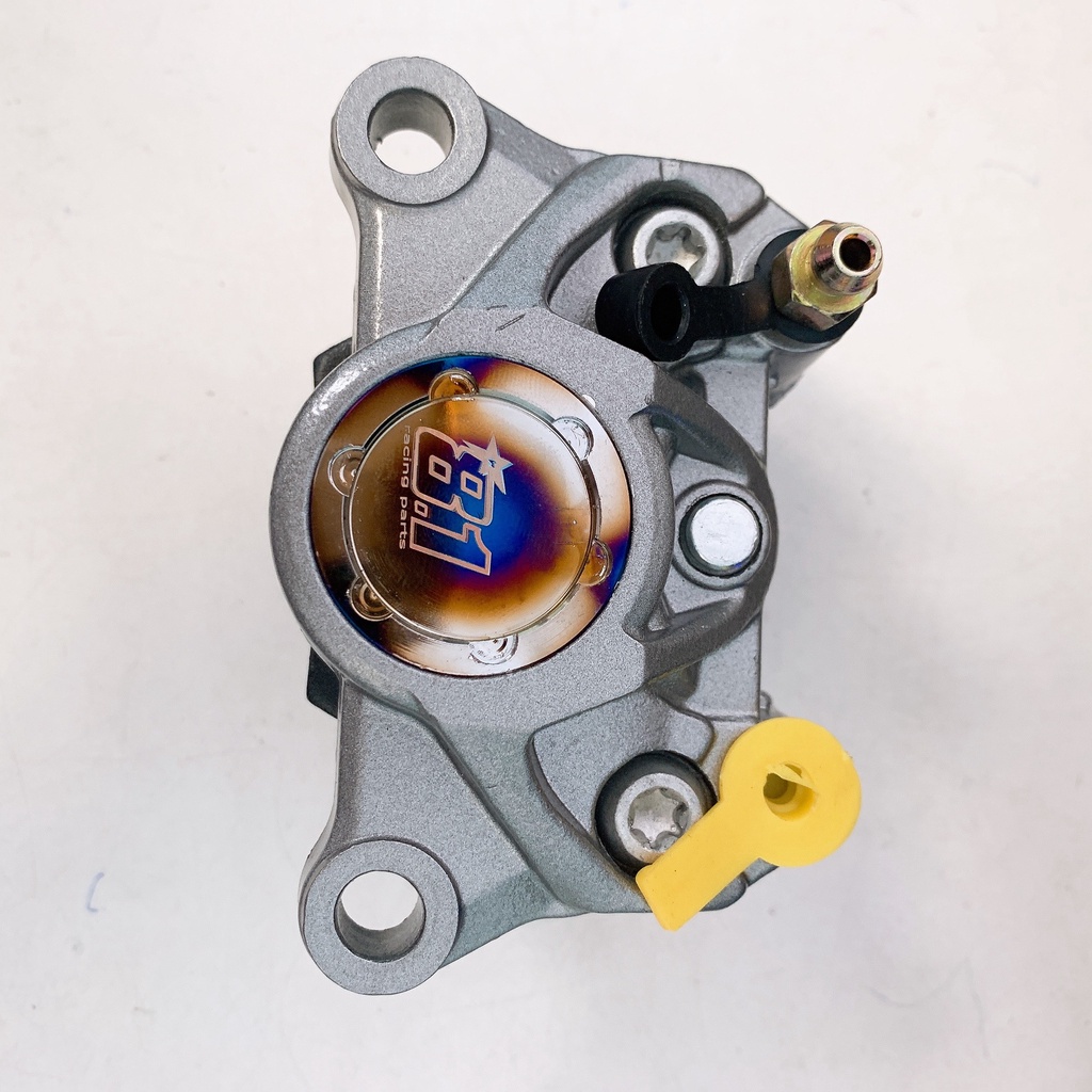Heo dầu 81 racing màu titan kèm Pát nhôm trước CNC nguyên khối tất cả các dòng xe máy