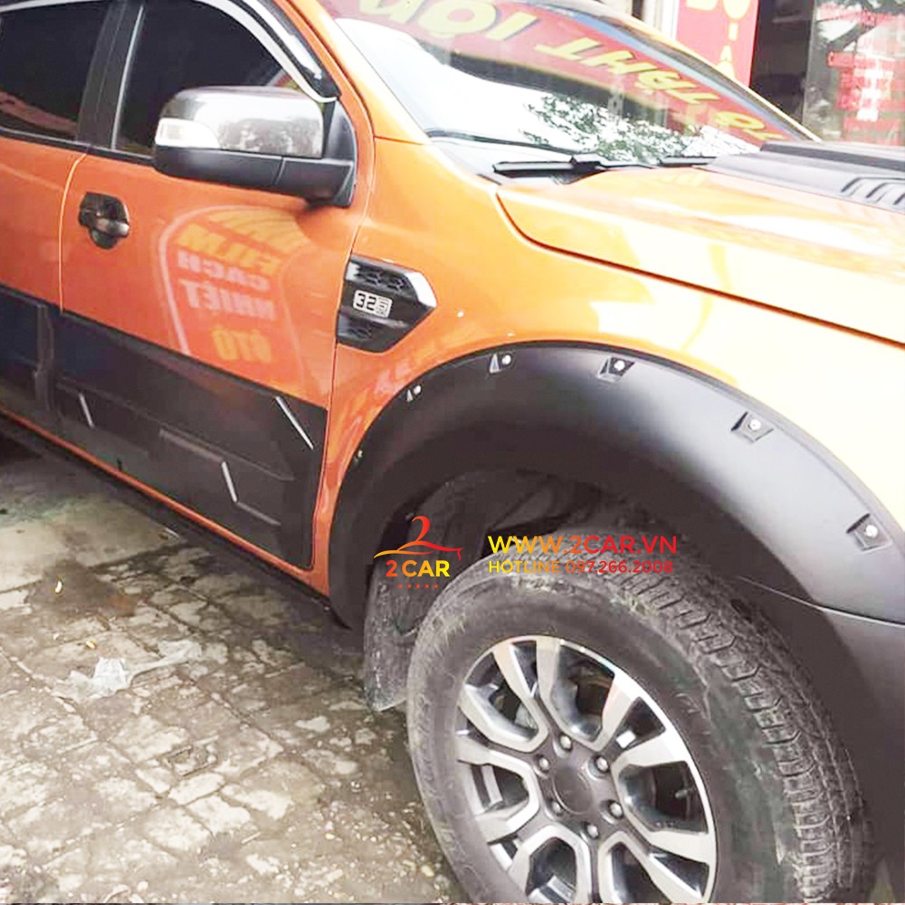 Cua Lốp Ford Ranger 2015-2020, Loại có đinh ốc