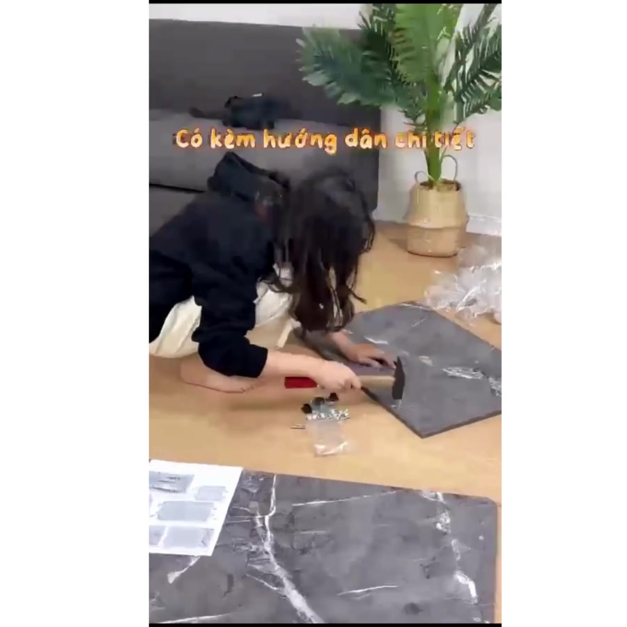 Bàn trà sofa ANA phòng khách mặt bàn họa tiết vân đá cẩm thạch 2 tầng khung thép chân sơn nhũ vàng mã SF01 | BigBuy360 - bigbuy360.vn