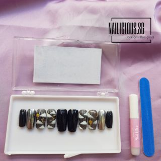 Nailbox - móng úp/móng giả MẪU THẠCH ĐEN VẼ MÂY