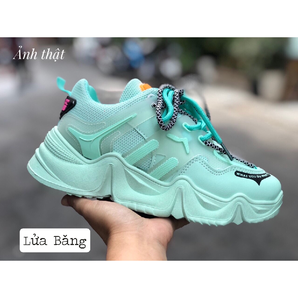 GIÀY THỂ THAO ĐẾ CAO CÙNG MÀU PHA DÂY VẰN NỔI BẬT (M30-3)
