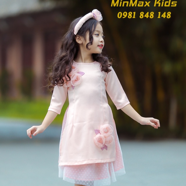 Áo dài hồng hoa kengin