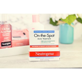 Chấm mụn Neutrogena On The Spot Acne Treatment