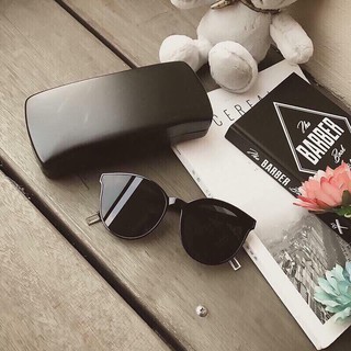 hit hot kính đen gọng phối so cute