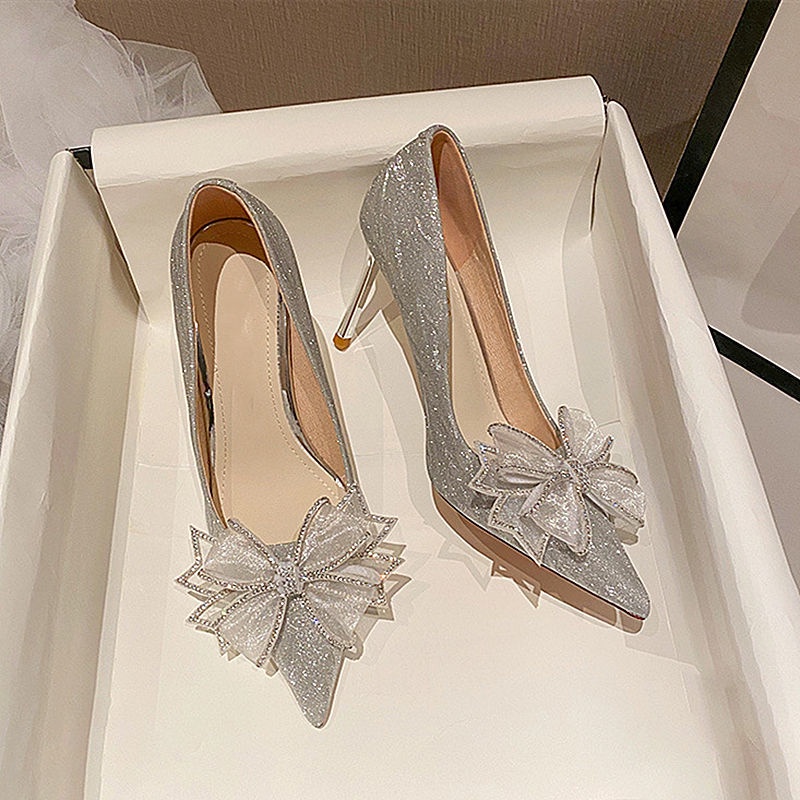 Giày Cao Gót Mũi Nhọn Đính Đá Lấp Lánh Thời Trang