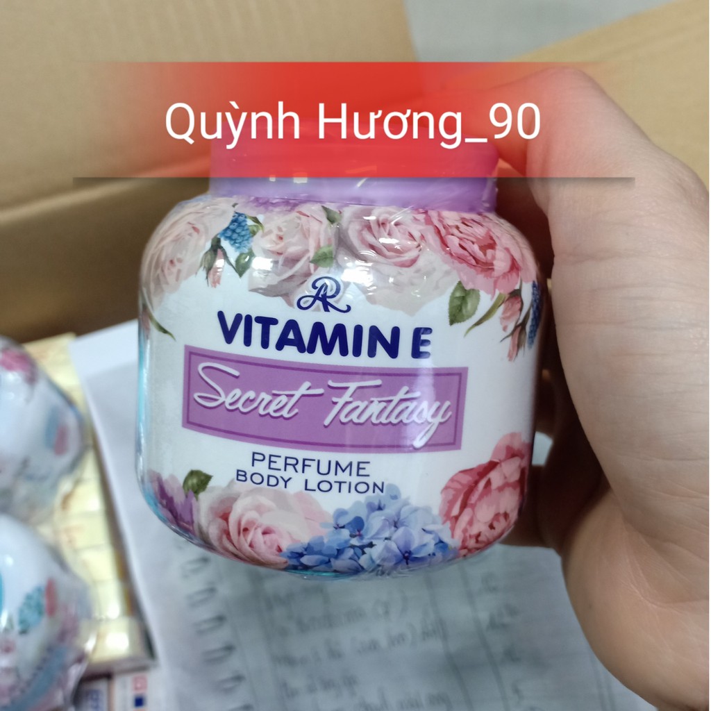 1 HŨ VITAMIN E Perfume body lotion của THÁI hương hoa dưỡng ẩm toàn thân