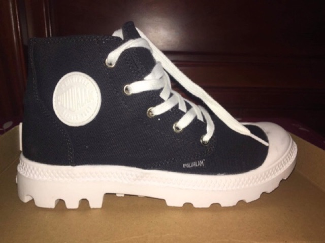 Giày thể thao Palladium