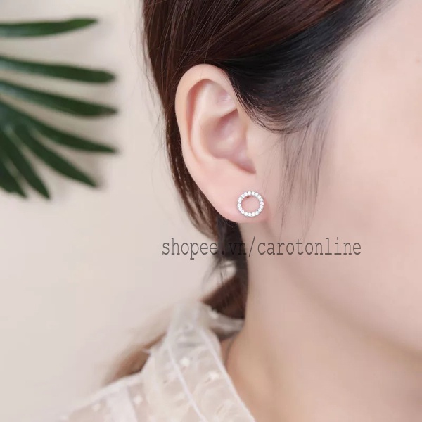 Bông tai vòng tròn nhỏ đính đá sáng lấp lánh kiểu dáng dễ thương dễ phối đồ style hàn quốc - shop carot