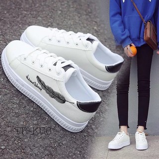 [Shopee giá rẻ vô địch] Giày Sneaker nữ thêu họa tiết lá đen K06 cho nàng năng động