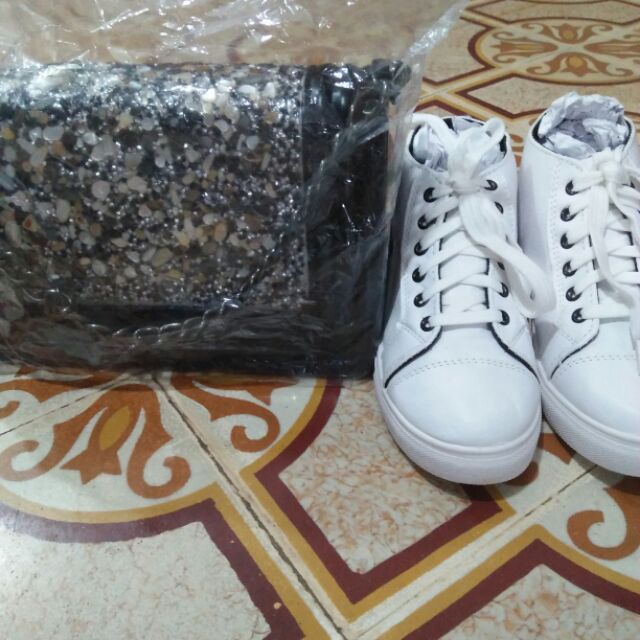 Túi boy đá và giày
