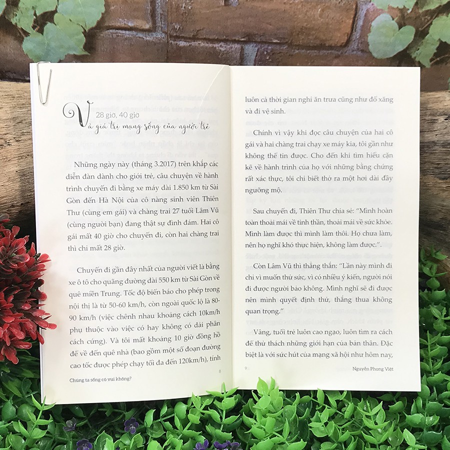 Sách - Chúng Ta Sống Có Vui Không? (Kèm Bookmark) | BigBuy360 - bigbuy360.vn