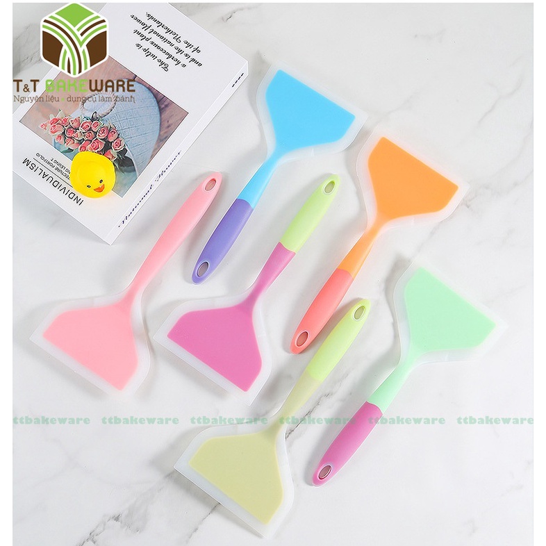 Xẻng Xúc Bánh Silicone 26 cm