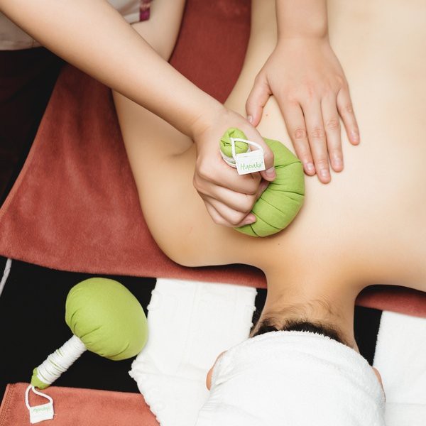 Bóng Mát-xa Thảo Dược Massage Thư Giãn Toàn Thân Hapaku