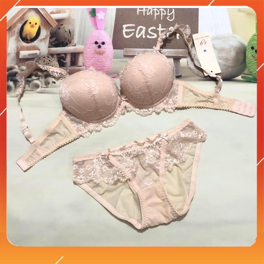 Set bộ đồ lót nữ Man chất liệu ren cao cấp áo có gọng cup chéo, có mút đệm. Mã B10415