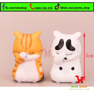 Mèo ôm mặt cực CUTE