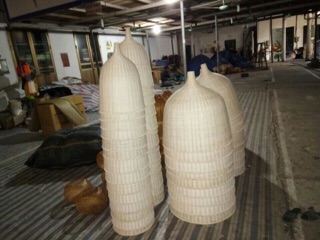 Đèn lồng mây hình chuông