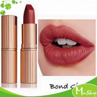 Son Charlotte Tilbury