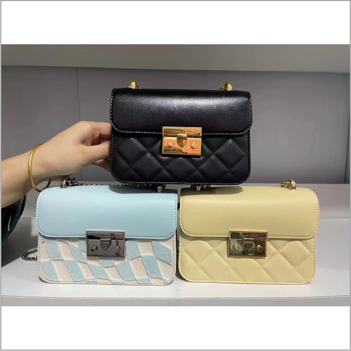 Túi Đeo Thời Trang CnK Xuân Hạ Khâu Quả Trám Mẫu 2022 Sành Điệu DC1701