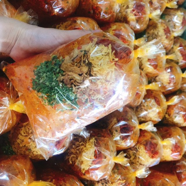 Bánh tráng trộn tứ vị