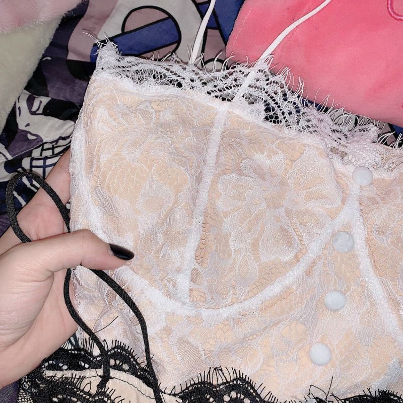 ÁO BRA DÂY REN PHỐI NÚT CỰC XINH R11