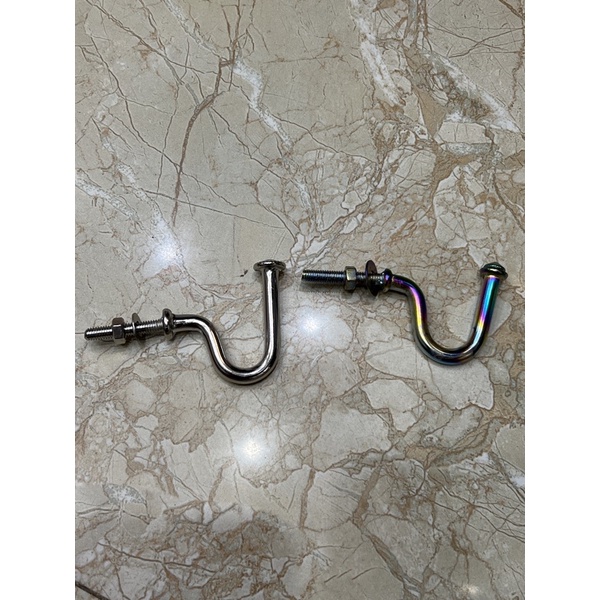 Móc treo đồ cho xe máy