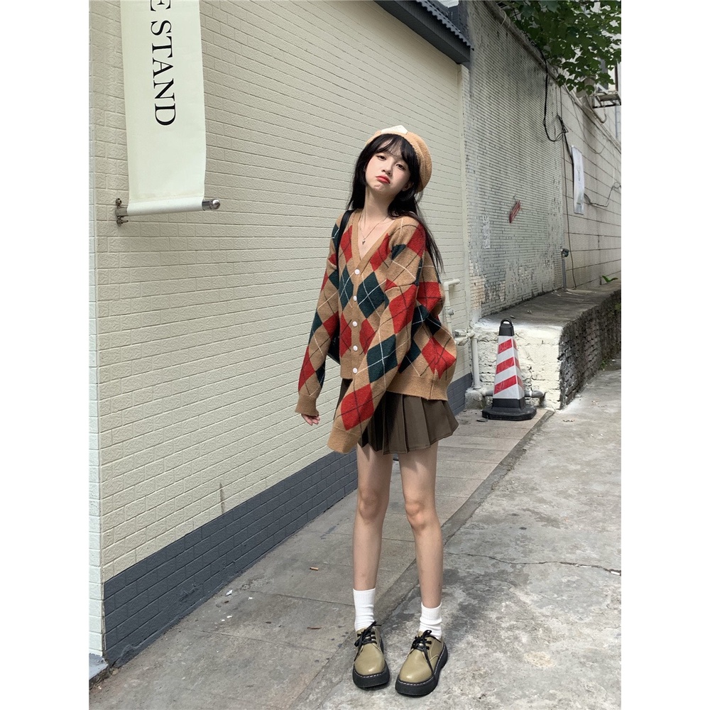 -  Quà tặng sinh nhật, bạn gái Set áo cardigan len ô/ Skirt ly ngắn