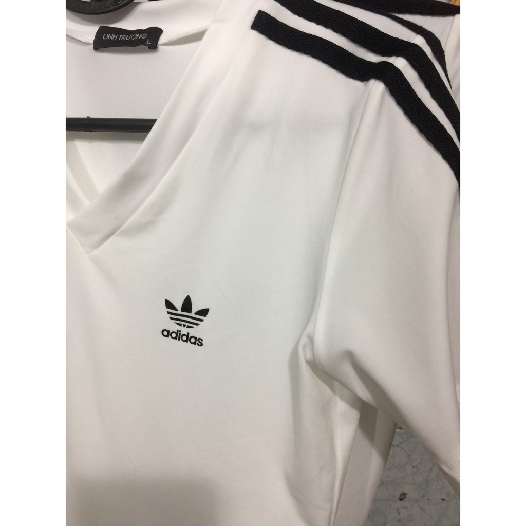 Áo croptop adidas