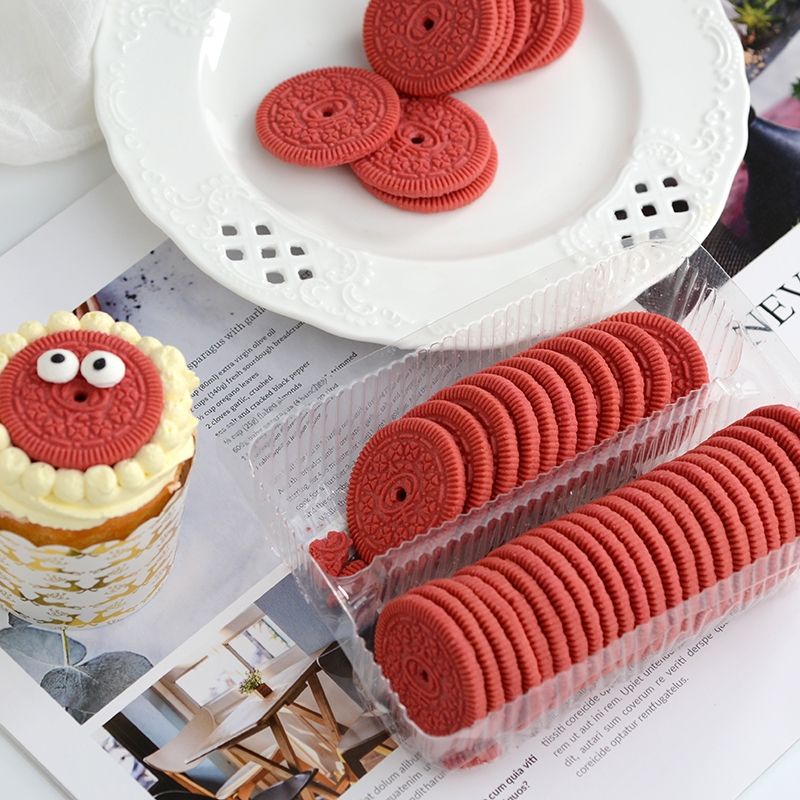 Orreo Red Velvet trang trí bánh sinh nhật, ăn trực tiếp