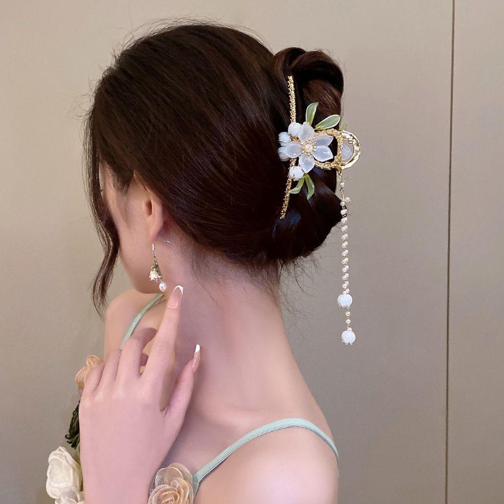 Kẹp Tóc Hình Cá Mập Phối Tua Rua Phong Cách Cổ Điển Sang Trọng WMES15H Dành Cho Bạn Nữ