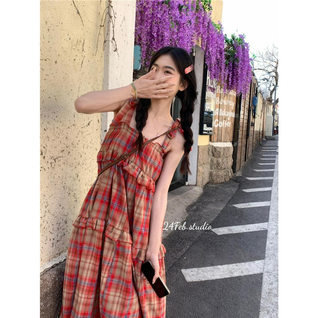 Váy hai dây kẻ đỏ buộc nơ vai dáng babydoll phong cách retro Hàn Quốc