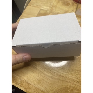 Hộp carton trắng 12x8x4