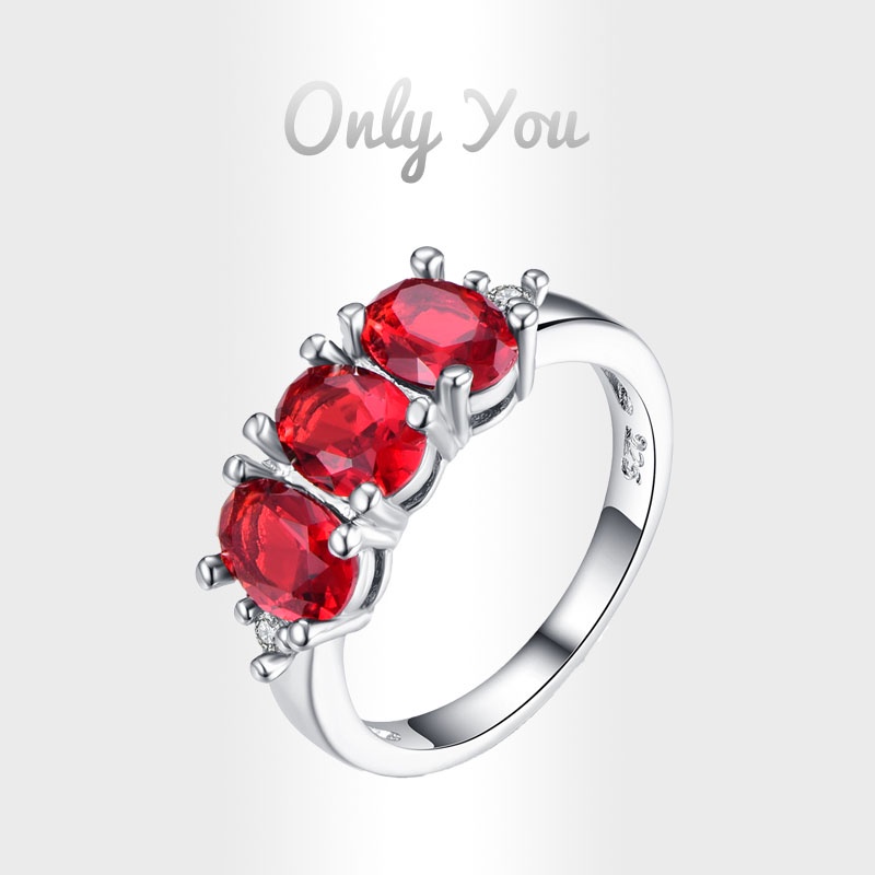 Nhẫn Đính Đá Ruby Ba Hình Quả Trứng S925
