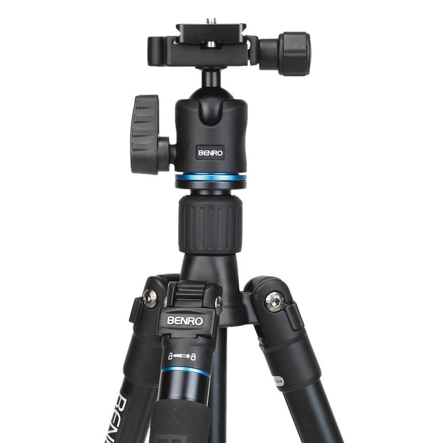 [Mã 159ELSALE hoàn 7% đơn 300K] Chân Máy Ảnh Tripod Benro IT15 - Hàng Nhập Khẩu