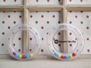 Lục lạc tròn bằng len handmade cho bé