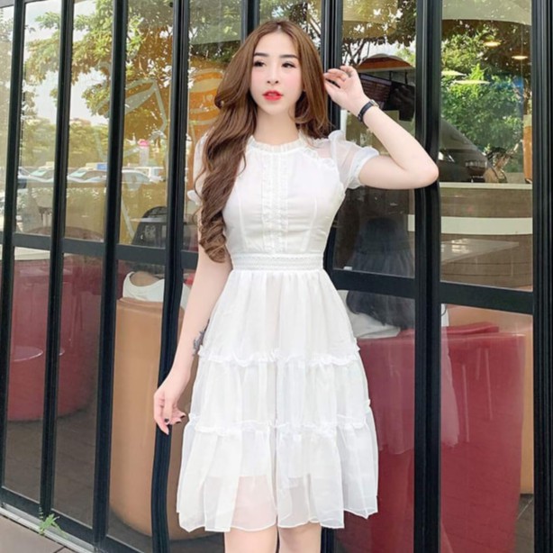 Đầm Phối Ren Nhún Bèo 3 Tầng Thời Thượng Quyến Rũ Thời Trang | BigBuy360 - bigbuy360.vn