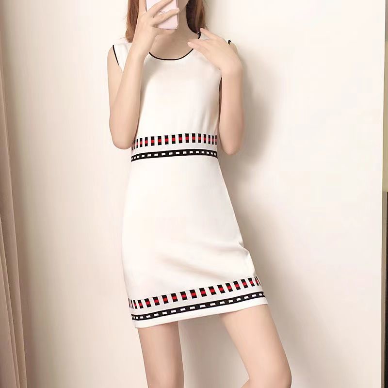 Đầm Ôm Không Tay Cổ Tròn Thời Trang Gợi Cảm Cho Nữ