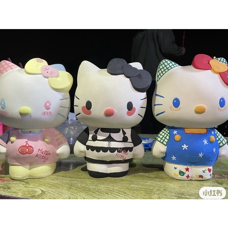Tượng Hello Kitty Tô Màu - Đồ chơi thạch cao tô màu handmade DIY - Kèm màu nước và cọ