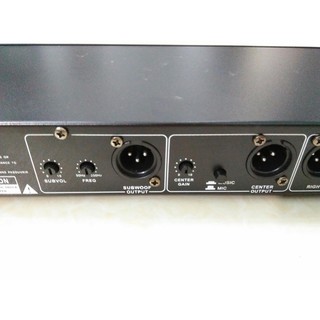Vang cơ JBL K6