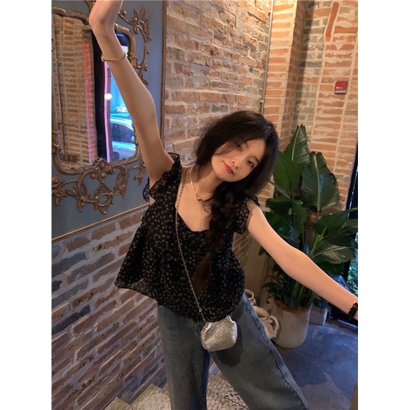 Áo babydoll hai dây đen hoạ tiết trái tim dễ thương Daliah Top Yannie