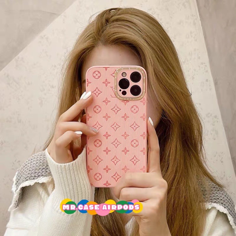 Ốp Điện Thoại Bằng Da Dập Nổi Họa Tiết LV Cho Iphone - Mr.Case