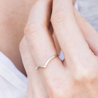 Nhẫn chữ V trơn (V-ring bạc 925)